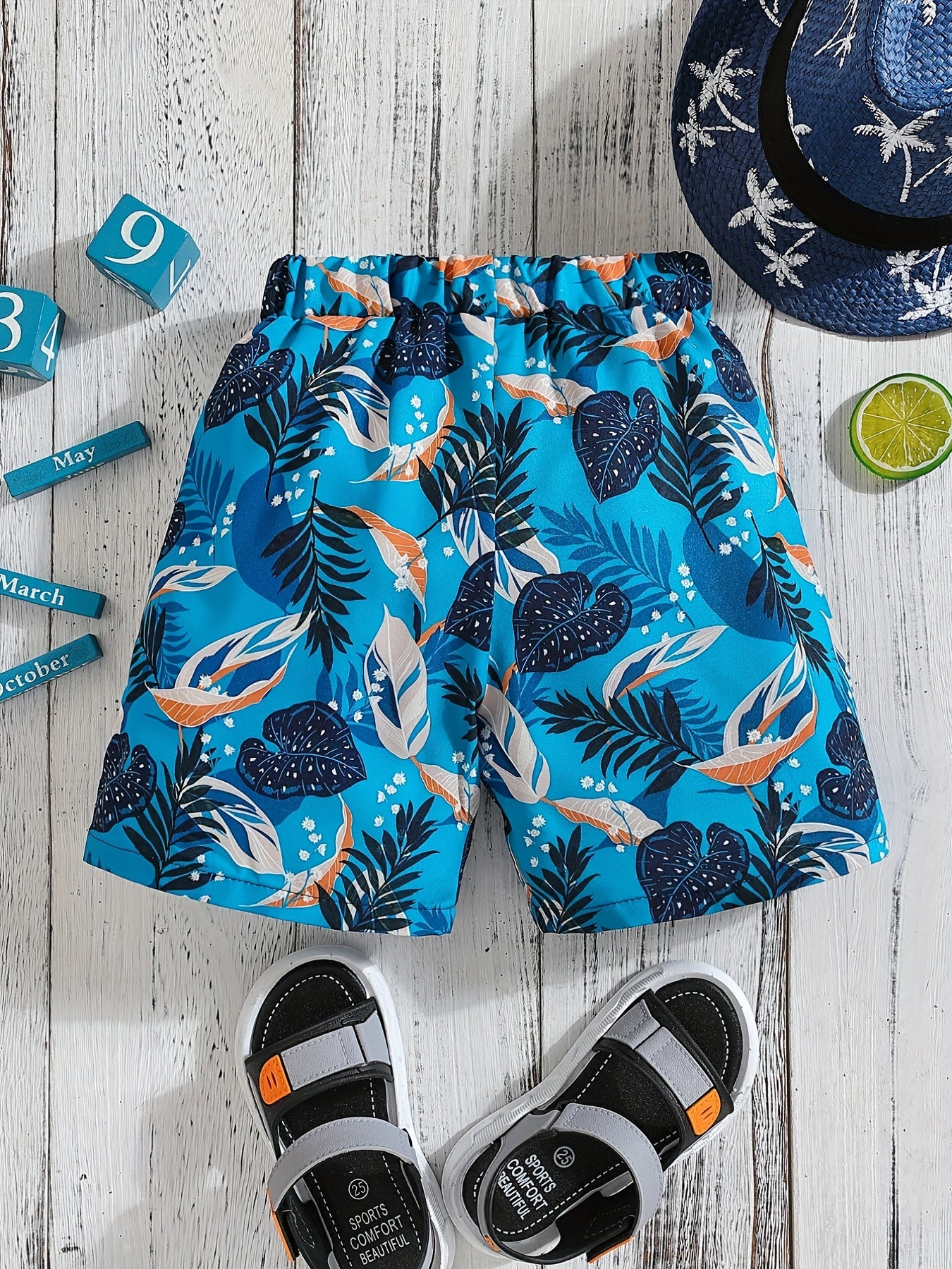 Boys Leaf Print Casual Shorts for Vacation Beach Kids Summer Clothes