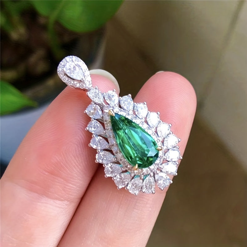 Green Gemstone Pendant Fashionable Jewelry for Women
