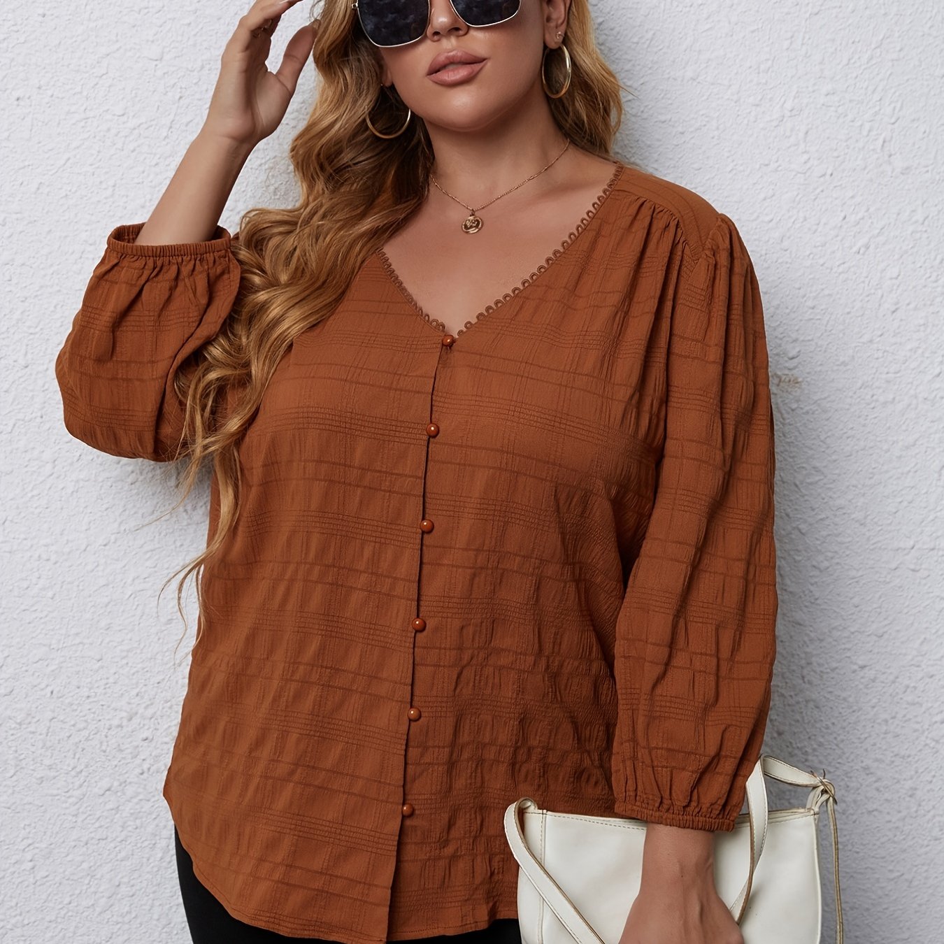 Women's Plus Size V-Neck Long Sleeve Shirt