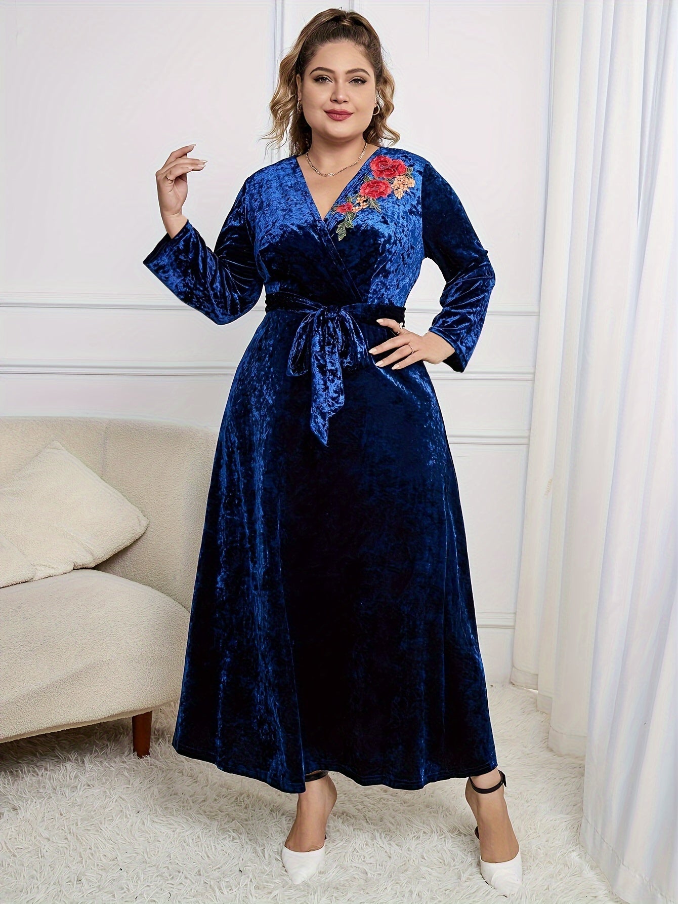 Women's Plus Floral Velvet Maxi Dress with Belt