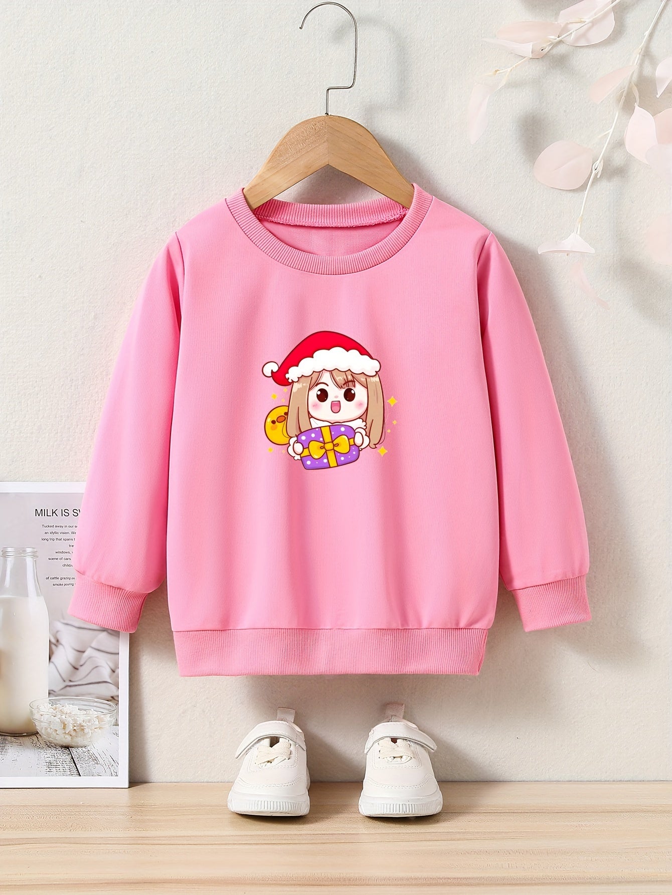 Cartoon Girls With Santa Hat Graphic Crew Neck Sweatshirt