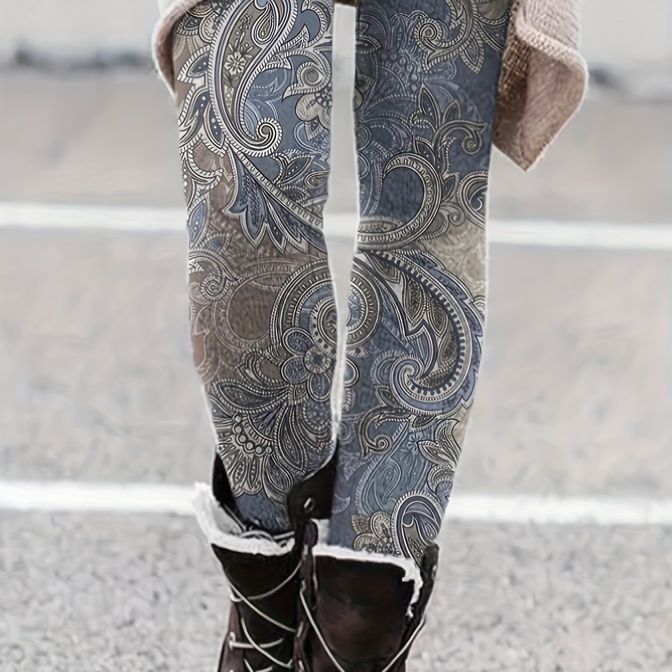 Boho Paisley Floral Print High Rise Plus Size Leggings