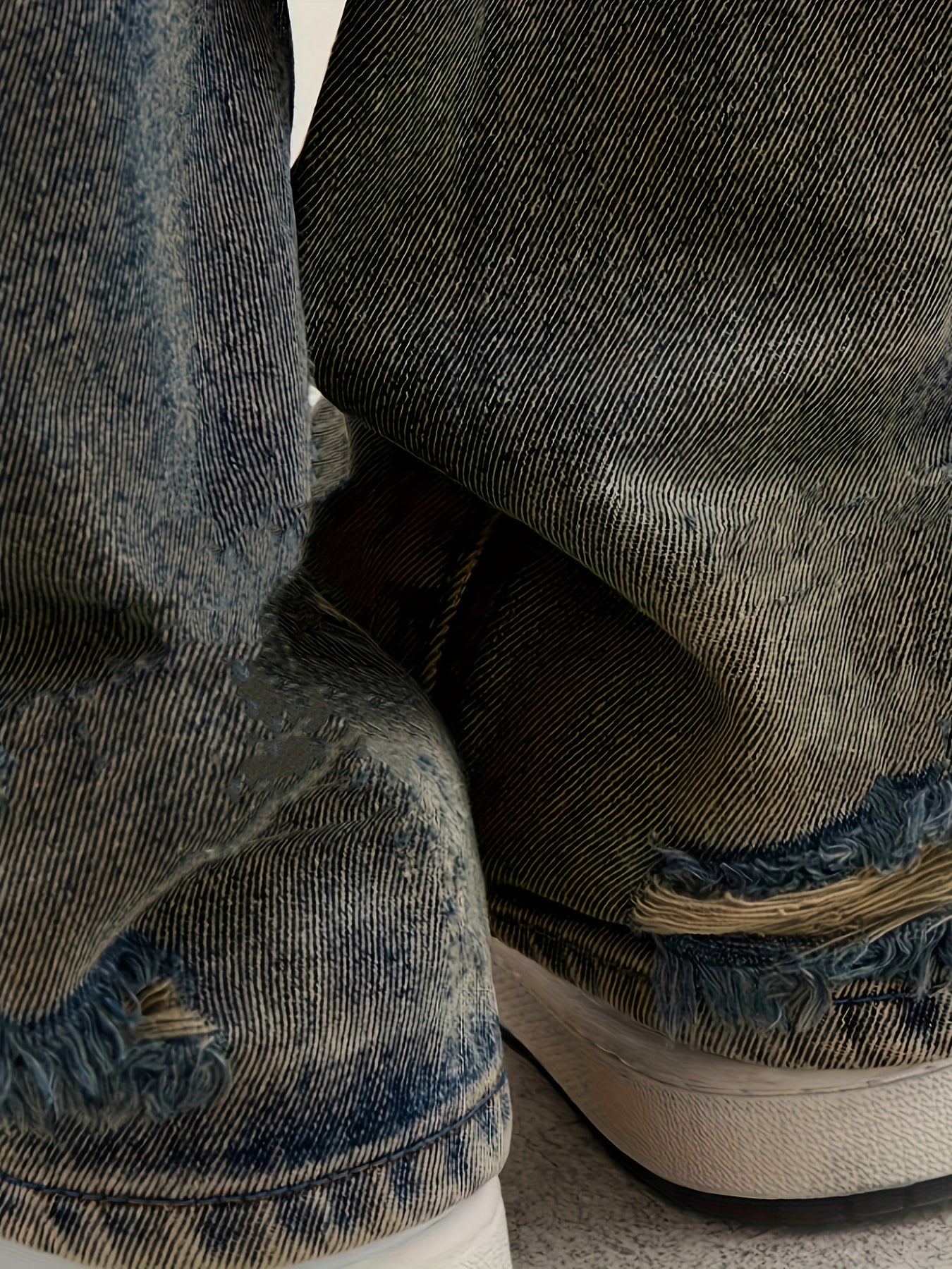 Men's Ripped Loose Fit Wide Leg Jeans