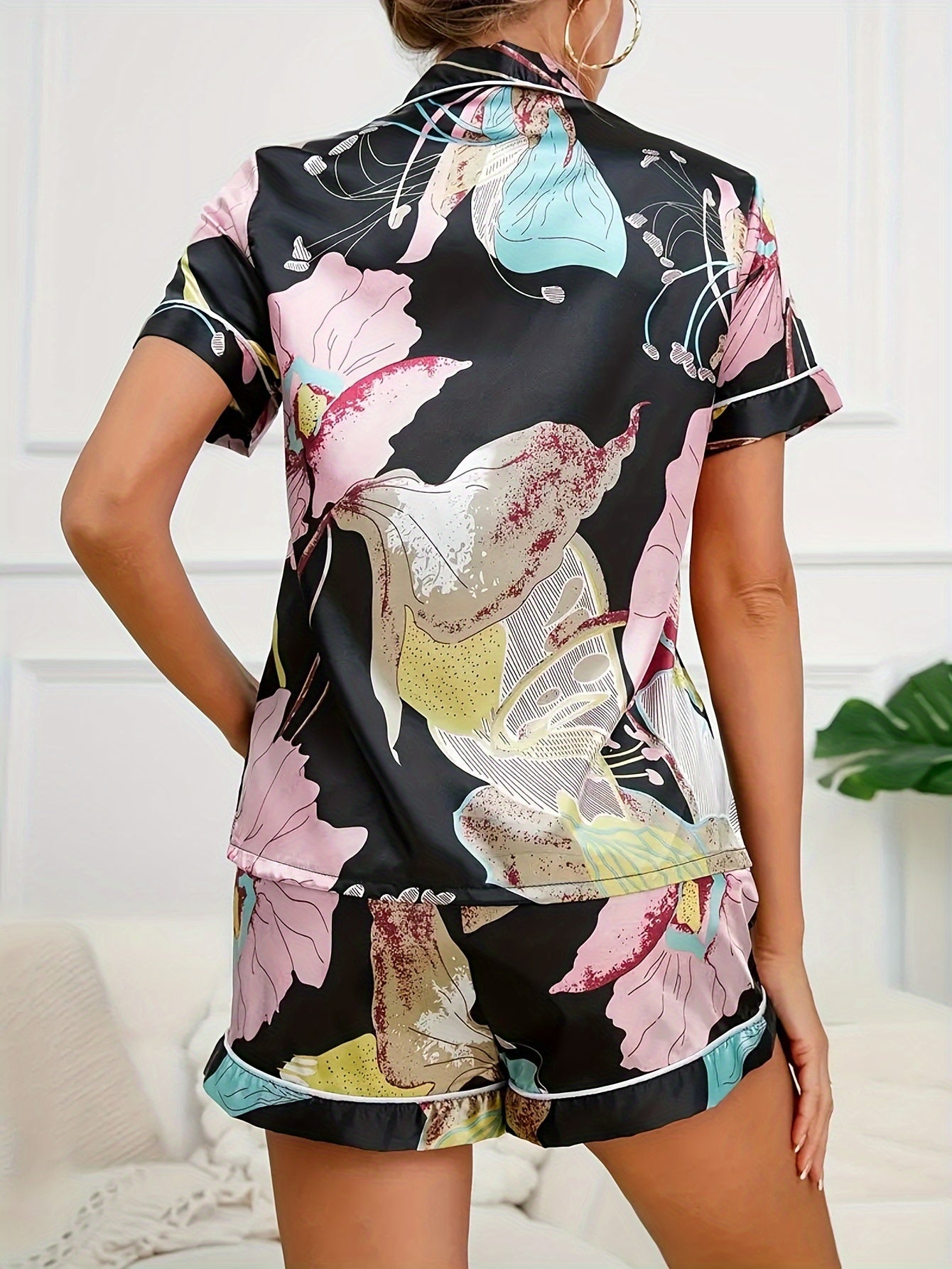 Floral Print Pajama Set Short Sleeve Buttons Top & Elastic Waistband Shorts