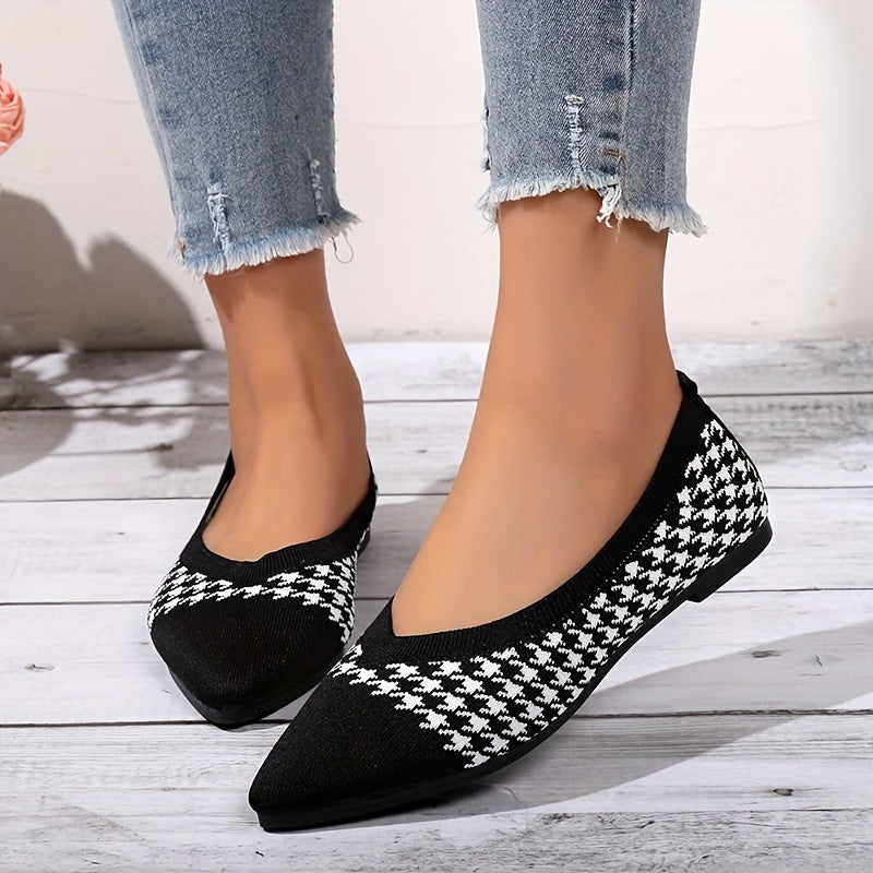 Women's Breathable Knit Flat Shoes Lightweight Closed Toe Slip On Shoes