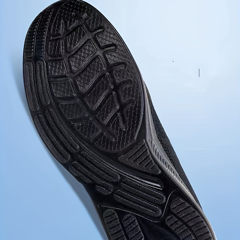 Men's Breathable Lightweight Sneakers for Running Basketball Gym