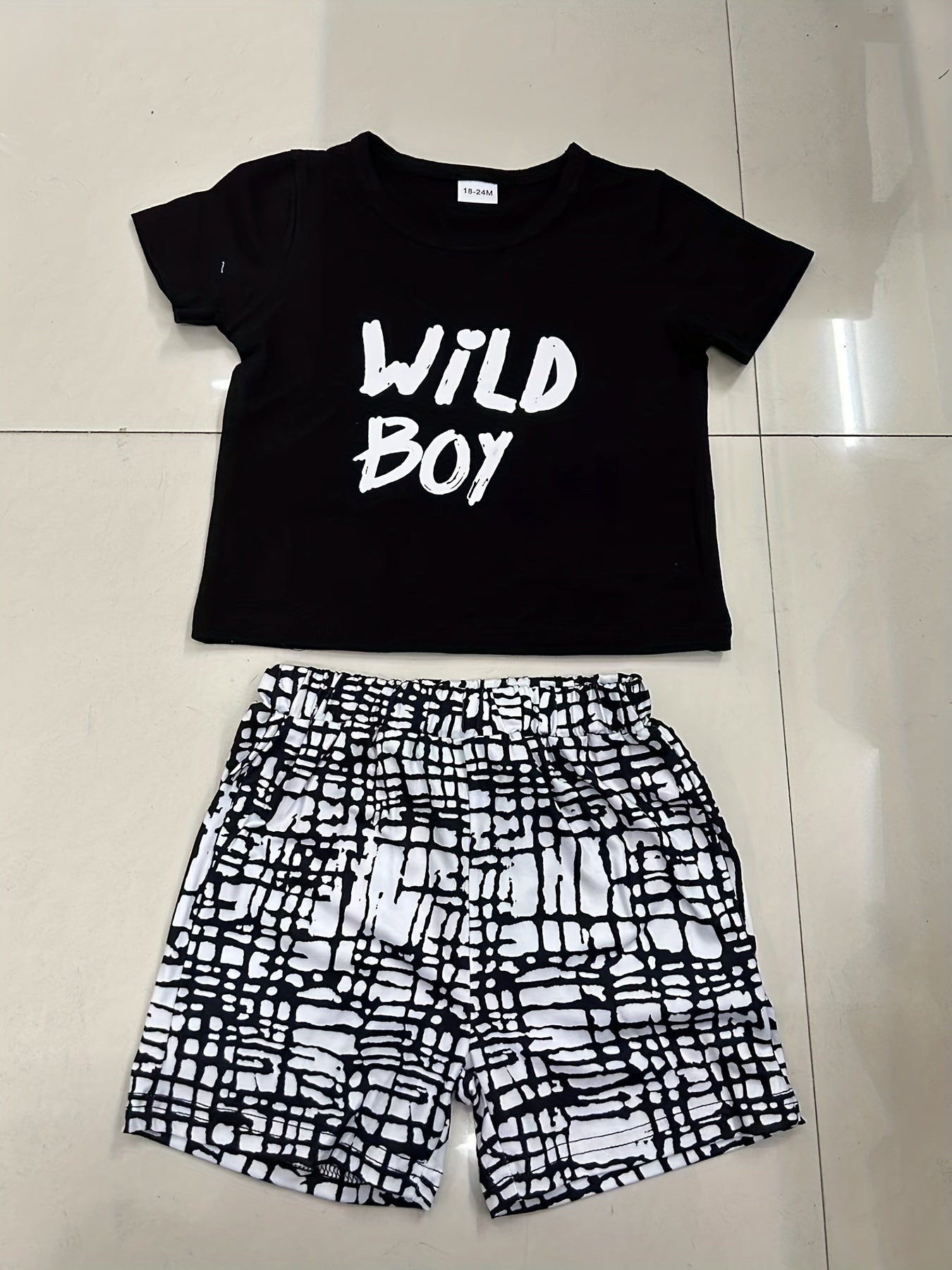 Toddler Boys Letter Print Top & Camo Shorts Set