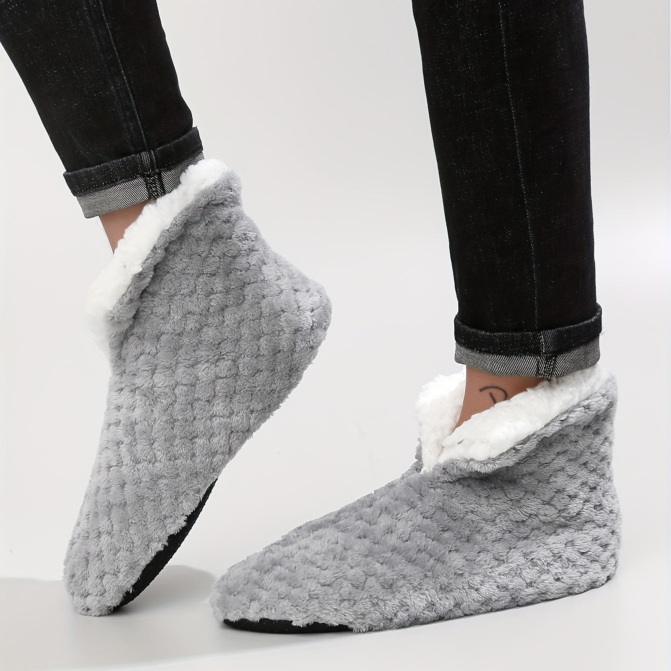 Men's Plush Cozy House Slippers Anti-slip Winter Indoor Shoes