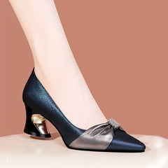 Bow Decor Chunky Heels Pointed Toe Pumps