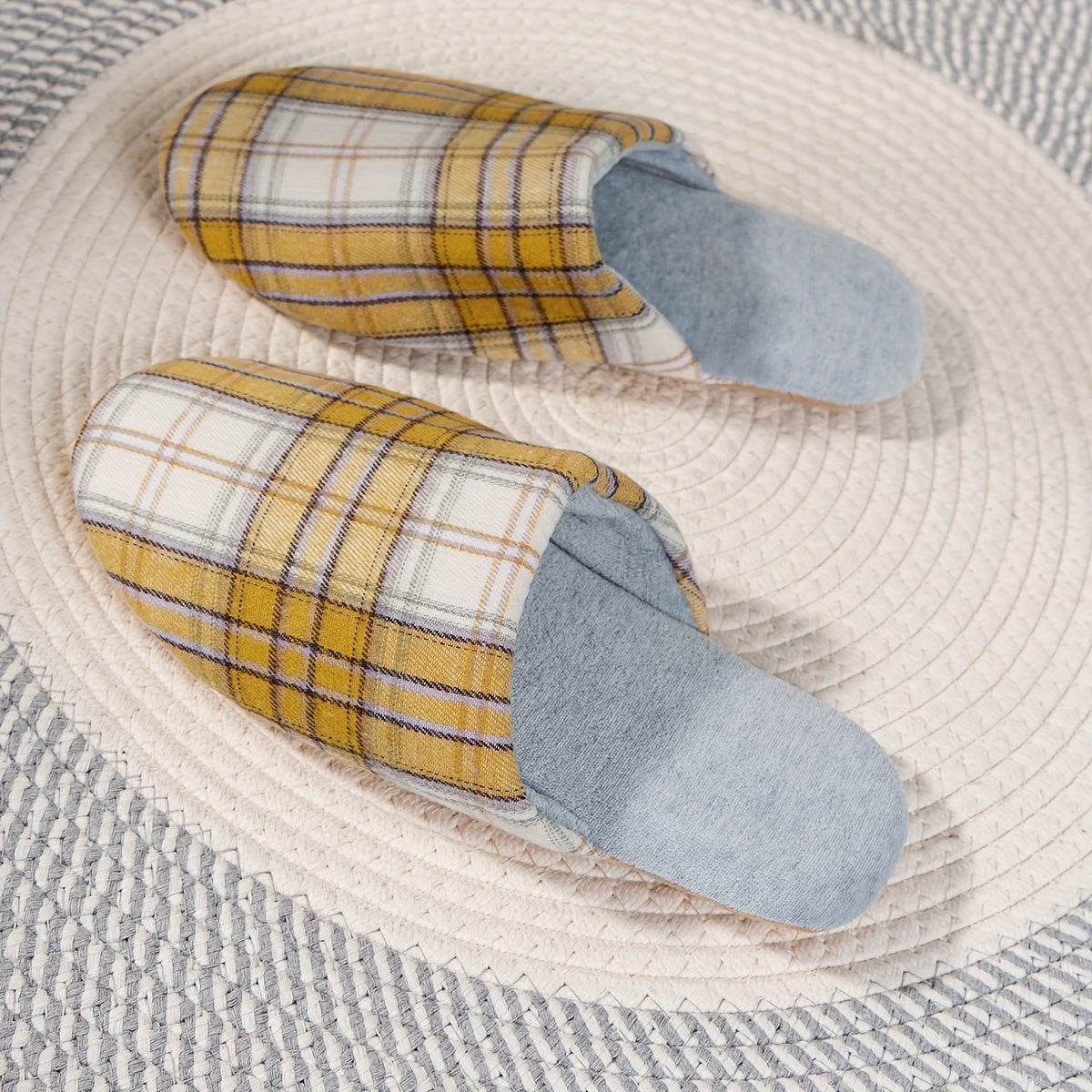 Men's Comfy Plaid House Slippers Anti-Skid Indoor Shoes