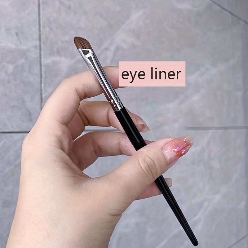 Sickle Eyeliner Brush Bevel Flat Head Fine Blade Makeup Brush