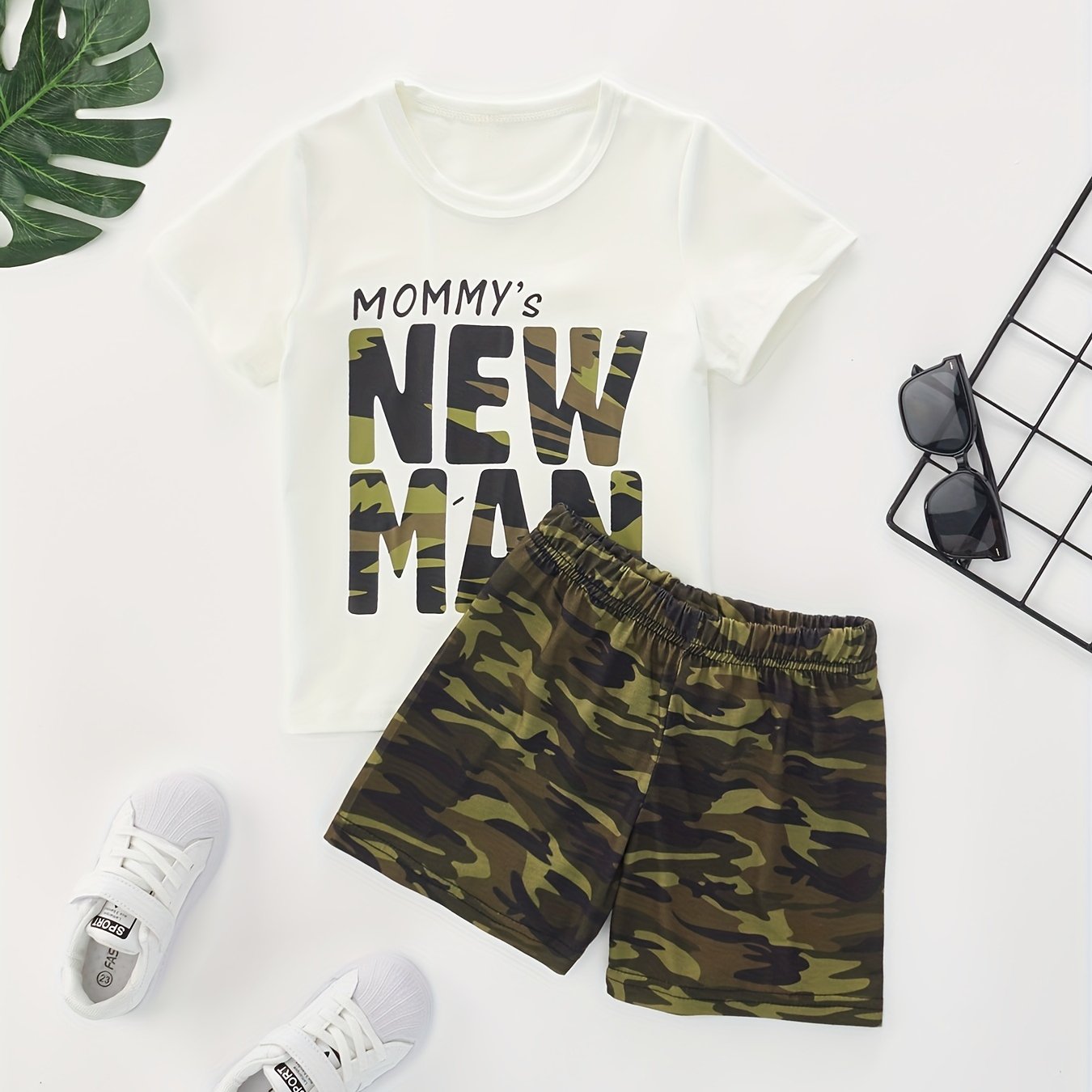 Boys MOMMY'S MAN Print T-shirt & Camo Shorts Set