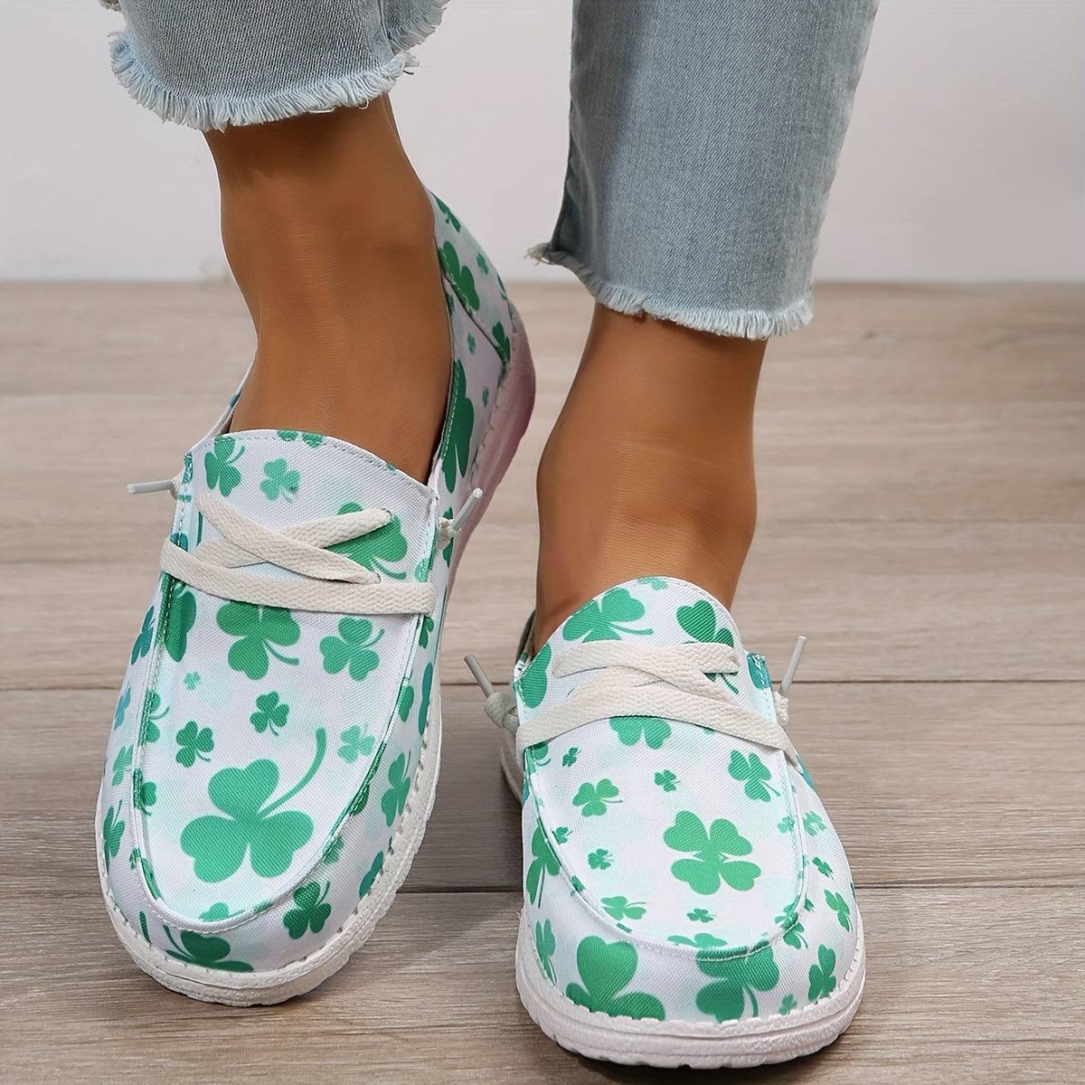 Women's Leaf Print Flat Loafers Casual Slip On Shoes