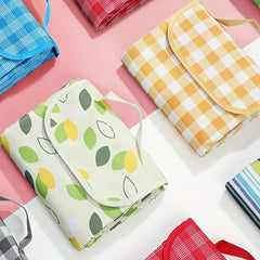 Portable Moisture-proof Mat for Family Outings and Camping