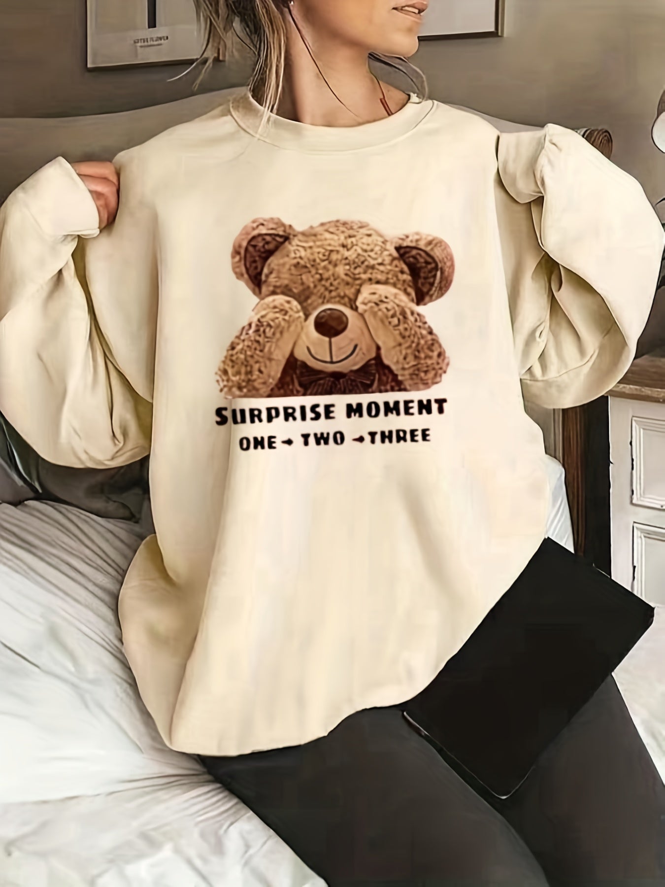 Bear Print Crew Neck Pullover Sweatshirt for Women