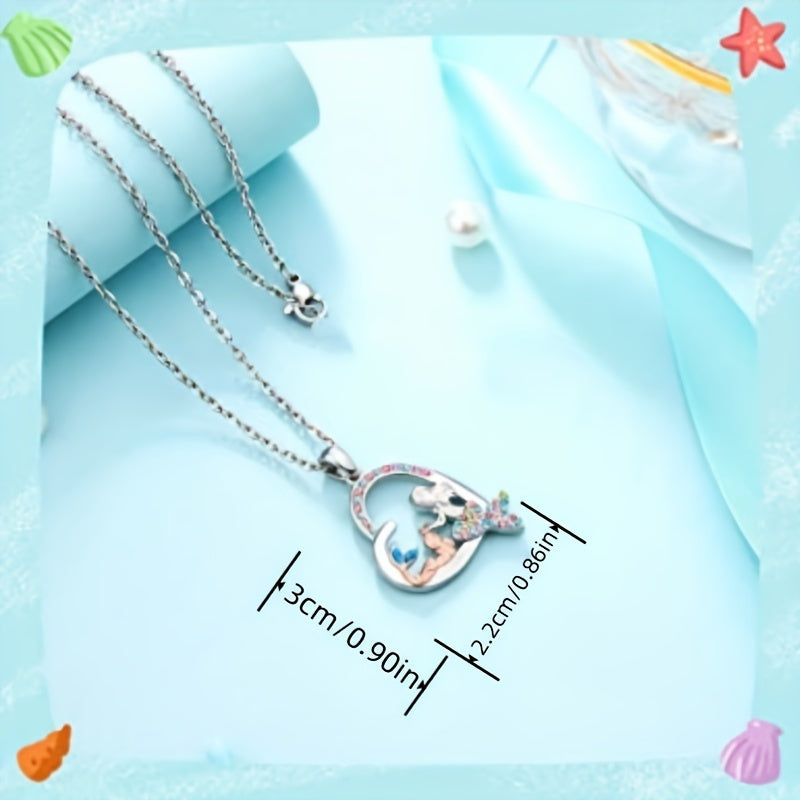 Mermaid Pattern Heart Shape Pendant Necklace