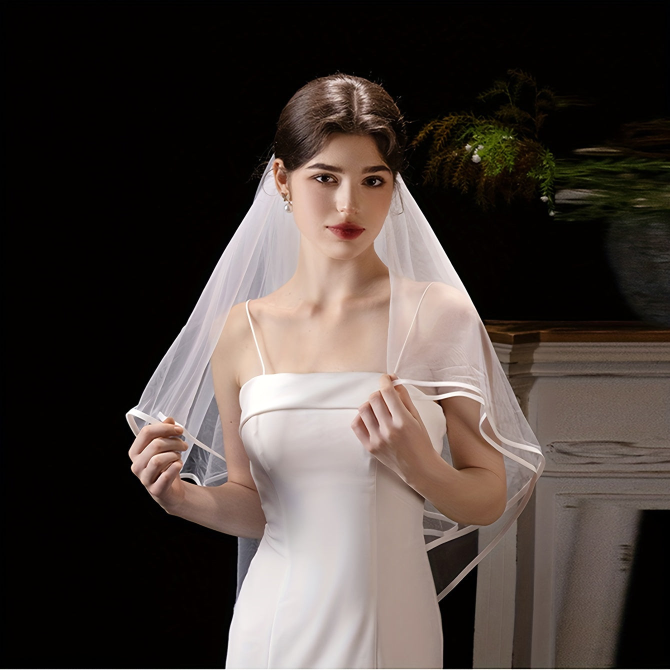 Romantic Short Wedding Veil for Women Hand Wash