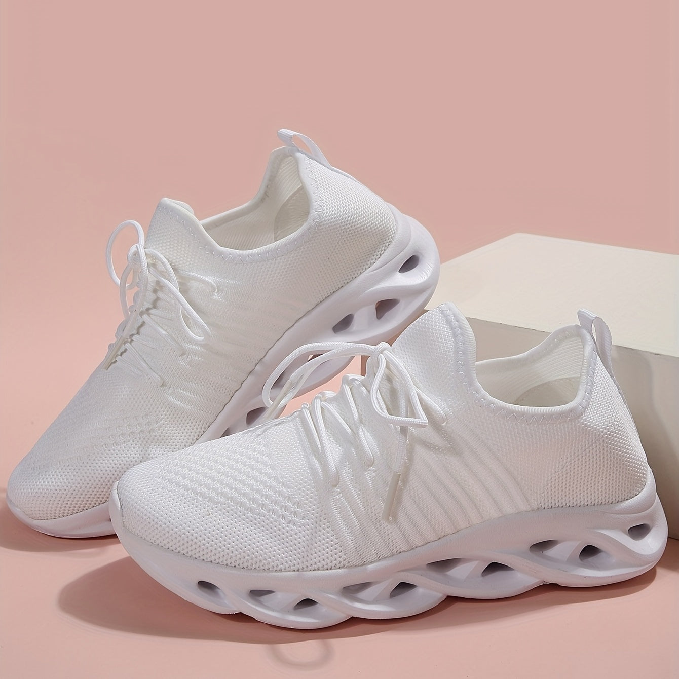 Women's Breathable Knit Sneakers Casual Lace Up Outdoor Shoes