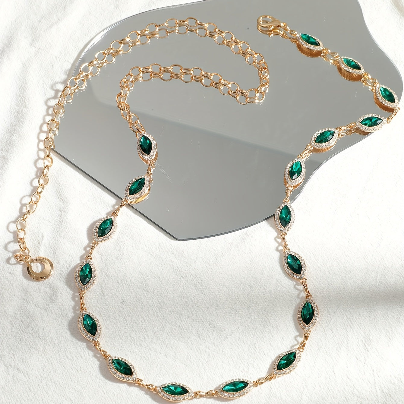 Golden Waist Chain Crystal Rhinestone Boho Body Chain Belt for Women