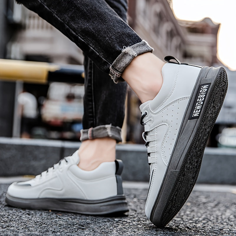 Men's British Lace Up Skate Shoes Lightweight Comfy Non slip Sneakers