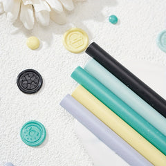 Half Wax Stick Of Sealing Wax Retro Sealing Wax Bright Colored Sealing Wax