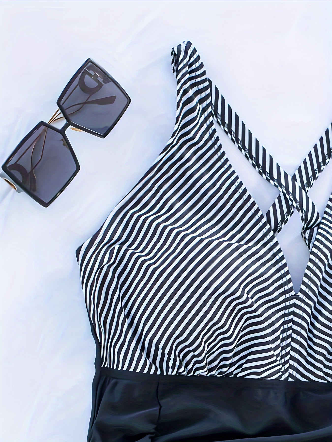Colorblock Stripe One Piece Swimsuit