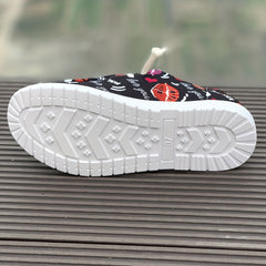 Women's Skateboard Shoes Heart & Lips Pattern Canvas Flat Lace-up Shoes
