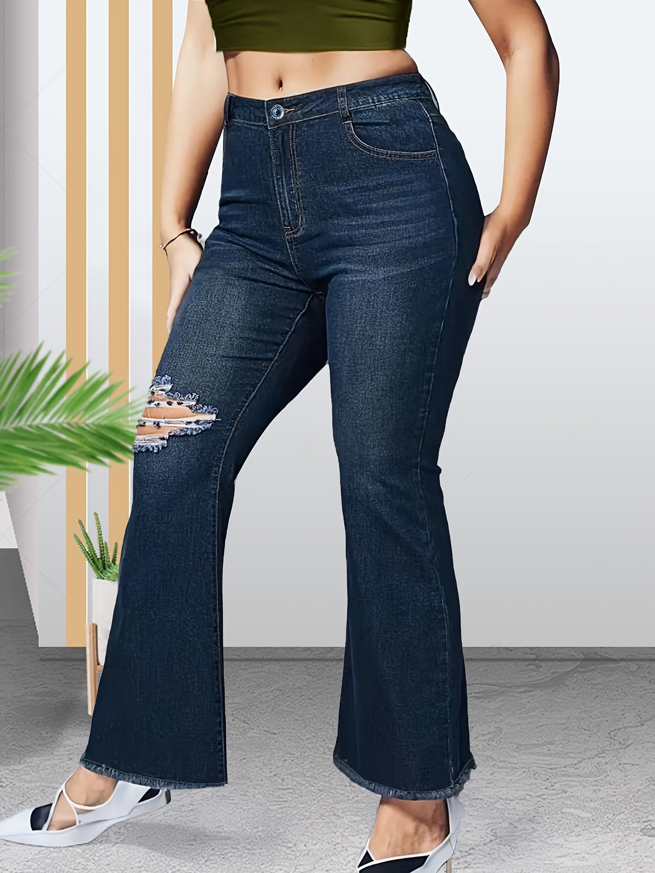 Women's Plus High Rise Fringe Trim Flared Leg Jeans