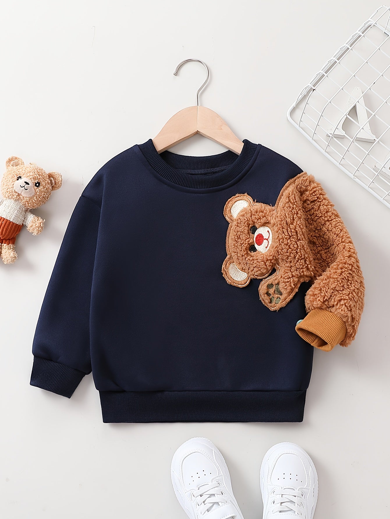 Bear Print Boys Casual Pullover Sweatshirt Long Sleeve Crew Neck Tops
