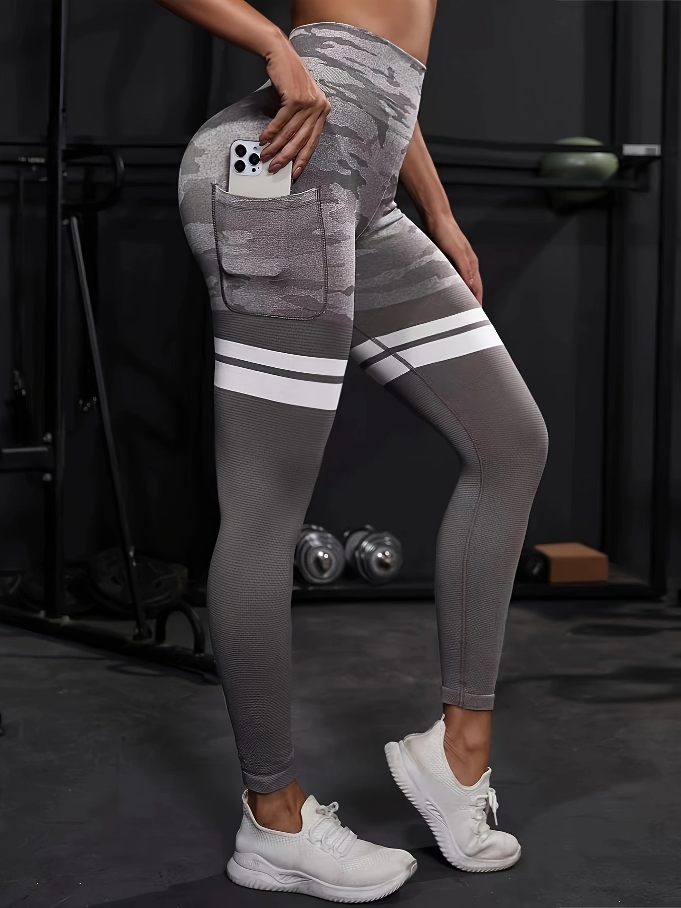 Camouflage Striped Long Sleeve Crop Top & Sports Set Suit