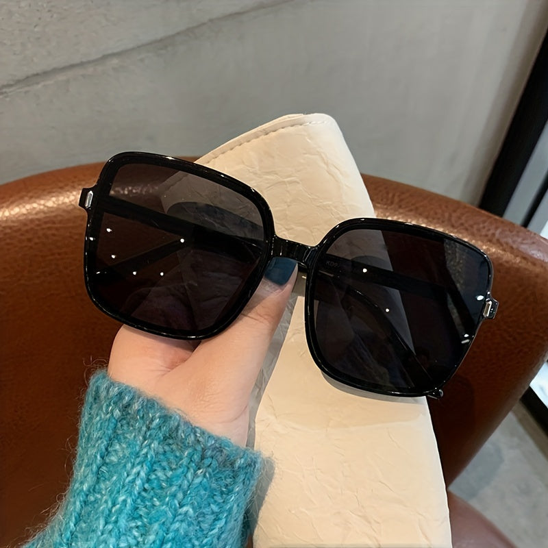 Oversized Square Frame Sunglasses for Women Men Gradient Lens Beach UV400
