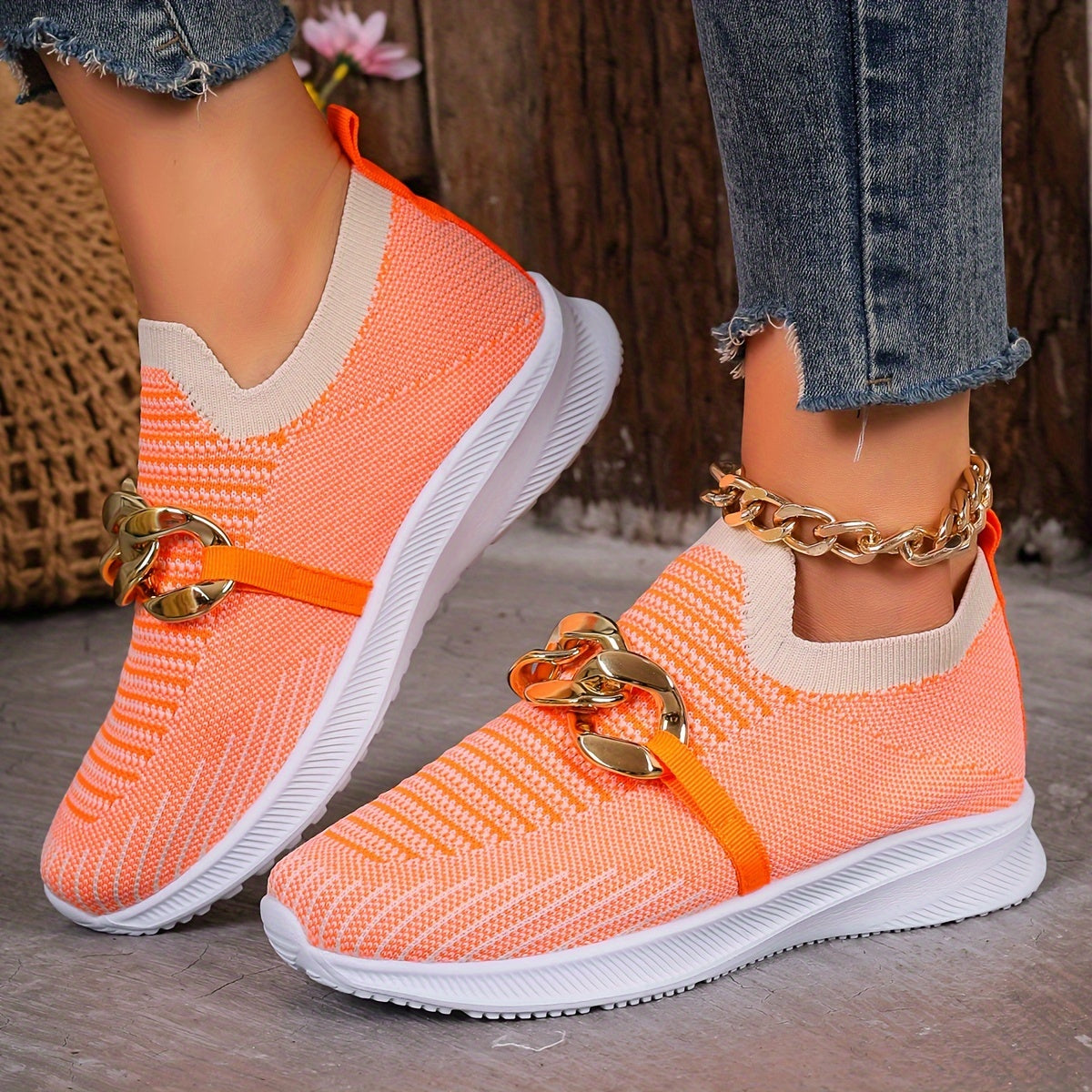 Chain Decor Flying Woven Walking Shoes