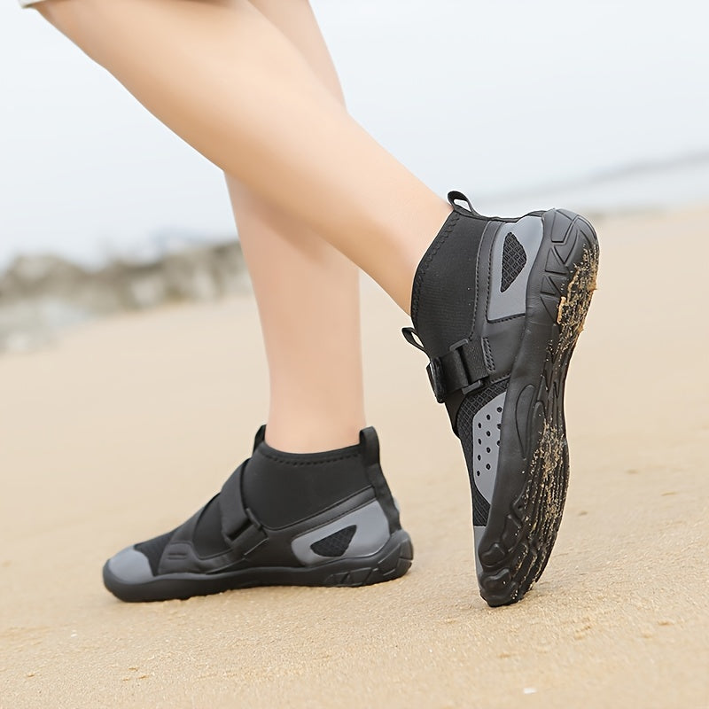 Men's Lightweight Water Shoes for Outdoor Activities