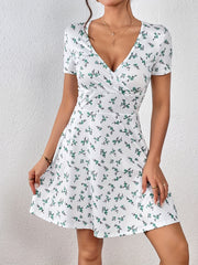 Short Sleeve V Neck Dress Floral Print Casual Dress