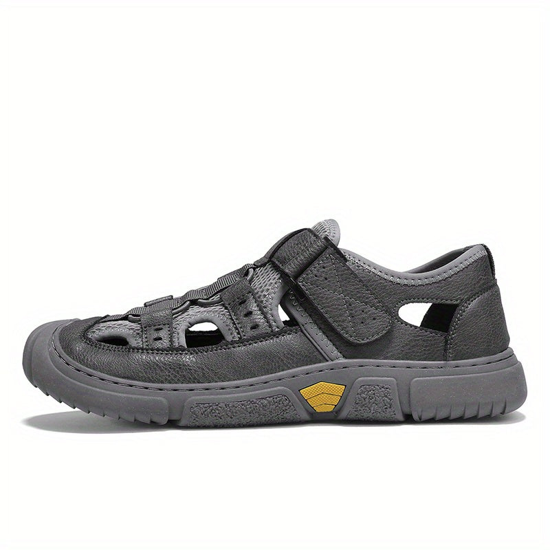 Men's Closed Toe Anti Collision Sandals Beach Shoes Summer