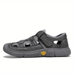Men's Closed Toe Anti Collision Sandals Beach Shoes Summer