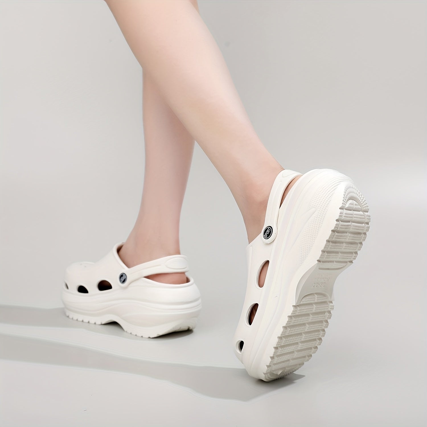 Thickened Hole Shoes Anti-skid Sports Sandals And Slippers
