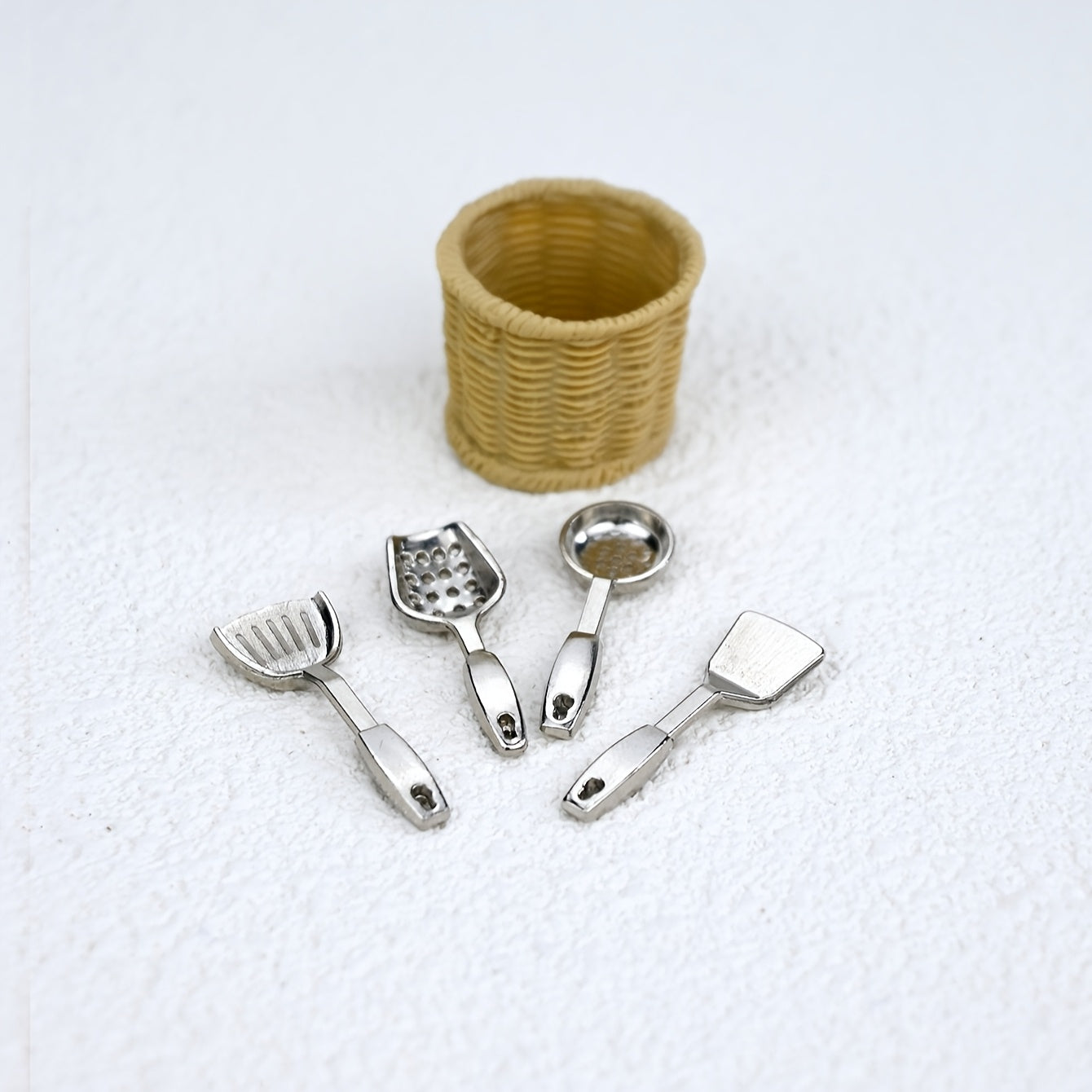 Mini Kitchenware 4Pc Set Dollhouse Ornament Doll House Accessories