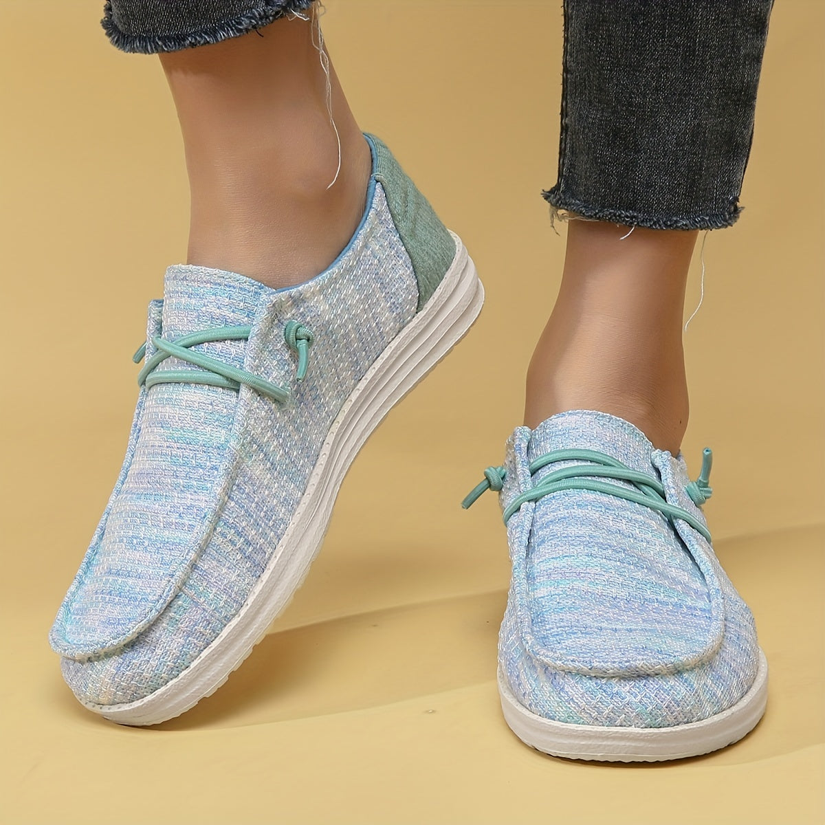 Women's Lightweight Walking Shoes Low Top Sport Flat Shoes