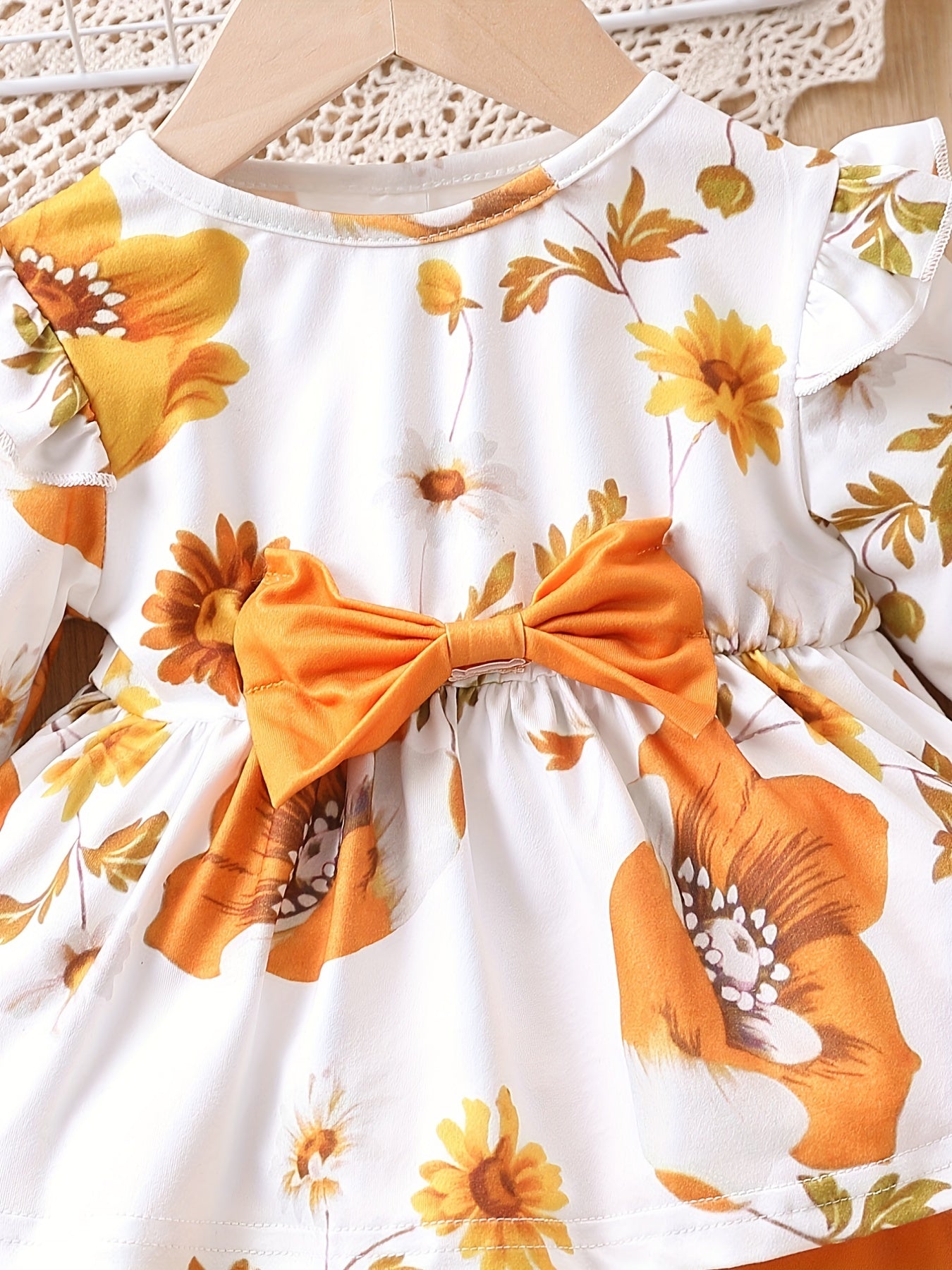 Cute Baby Girl Outfit Solid Cotton Top with Printed Bow Pants