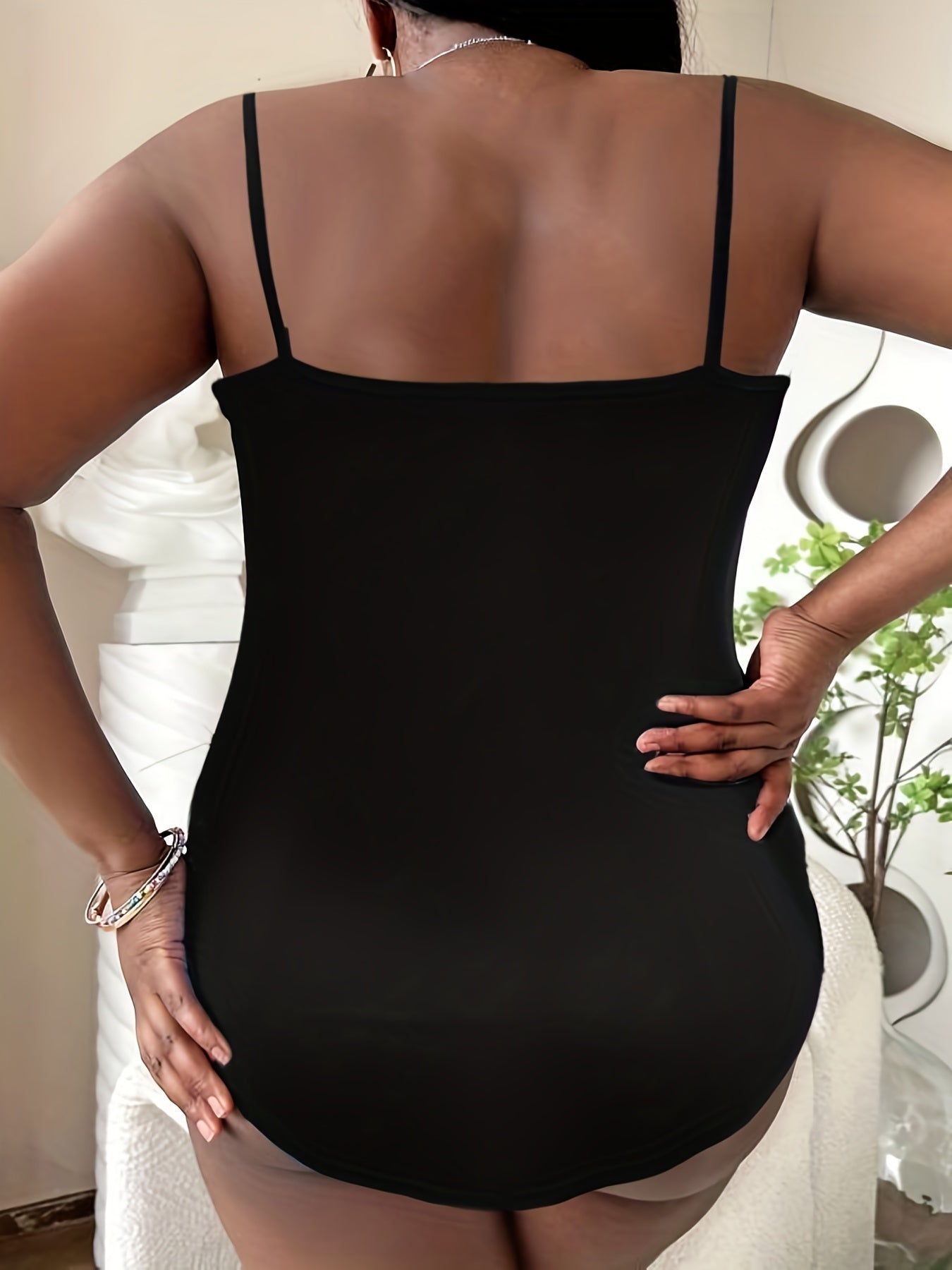 V-Neck Bodysuit Medium Stretch