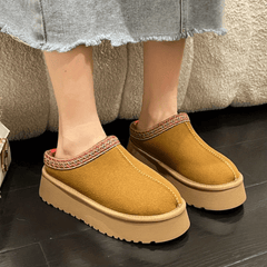 Women's Plush Lined Platform Slip-On Boots