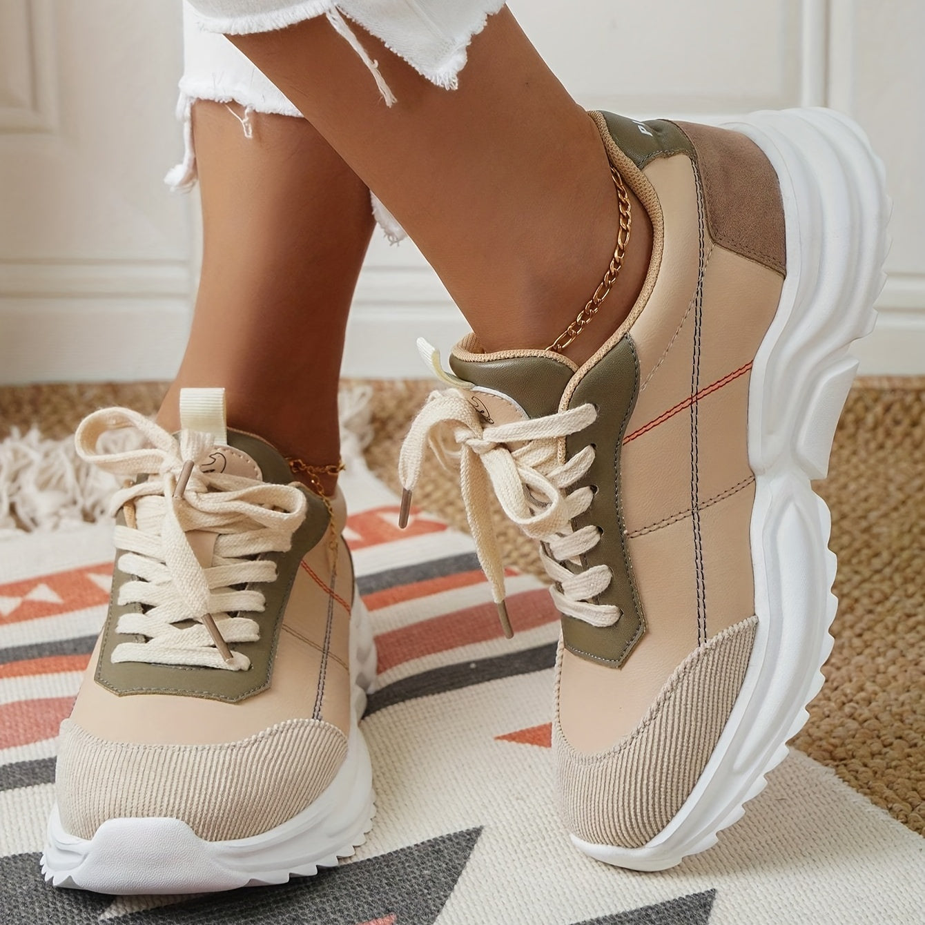 Women's Platform Lace Up Sneakers Low Top Outdoor Shoes