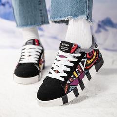 Lightweight Graphic Pattern Skate Shoes