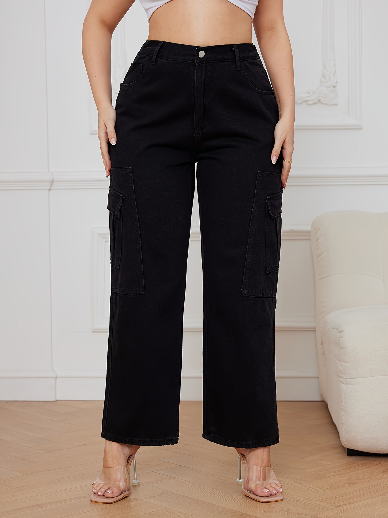 Wide Leg Cargo Jeans With Flap Pockets
