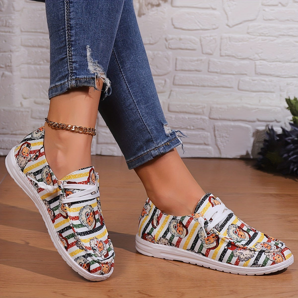 Ladies Christmas Style Skate Shoes Striped Santa Snowflake Patterns