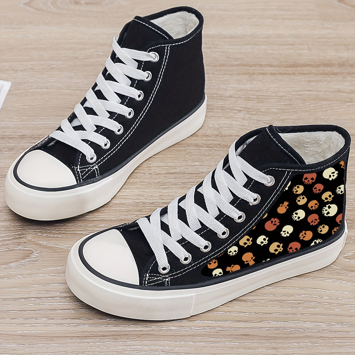 Skull Print Plush Lined Thermal Canvas Sneakers