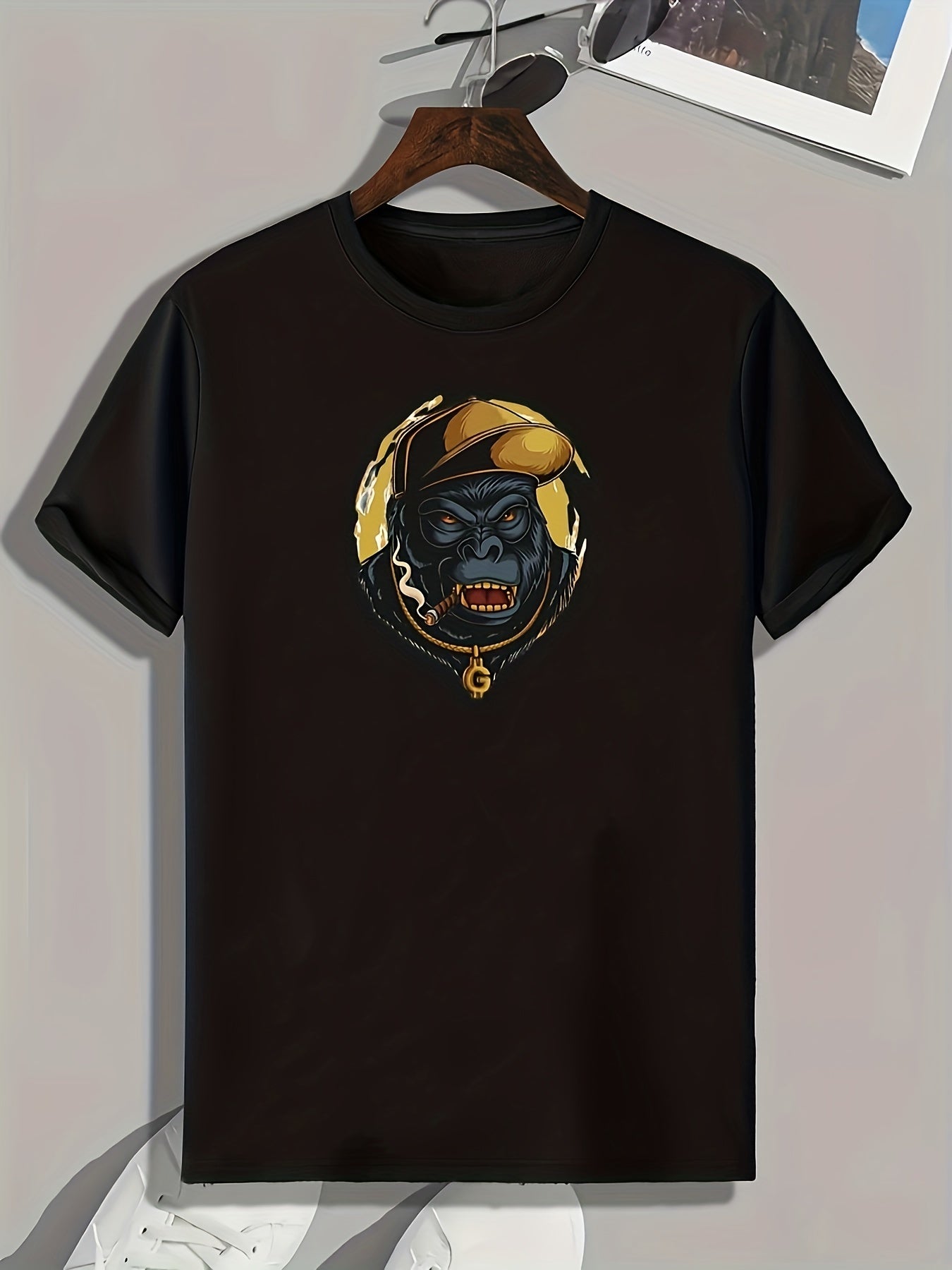 Chimpanzee Print Men's Comfy T shirt