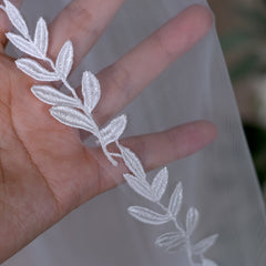 Short Layer Lace Wedding Veil Romantic for Bride