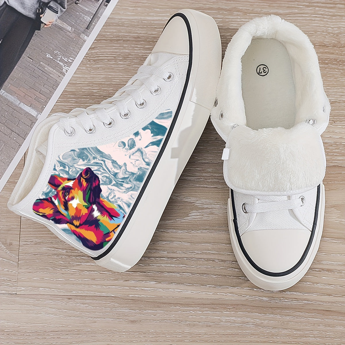 Plush Lined Thermal Wolf Print Canvas Sneakers